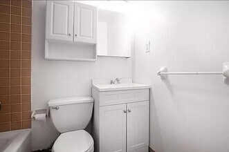 100 W 86th St in New York, NY - Building Photo - Building Photo