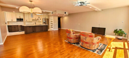 400 E Ohio St, Unit 2901 in Chicago, IL - Building Photo - Building Photo