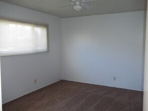 3935 E Donner Ave in Fresno, CA - Building Photo - Building Photo