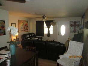 1219 Vivienne St in Weatherford, TX - Building Photo - Building Photo