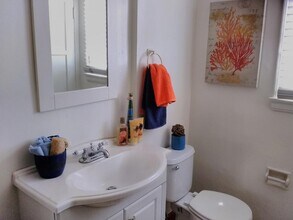 3010 W Martin Luther King Jr Blvd, Unit 3 in Los Angeles, CA - Building Photo - Building Photo