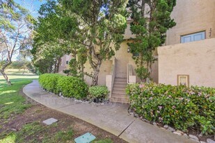 3256 Via Marin in San Diego, CA - Building Photo