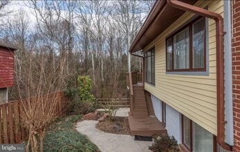 8306 Rosette Ln in Hyattsville, MD - Building Photo - Building Photo
