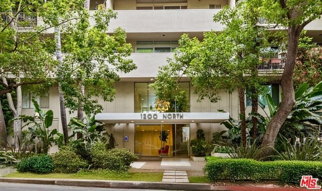 property at 1200 Flores St