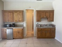 12 Buckingham Way photo'