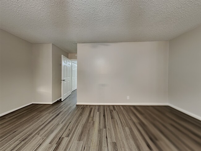 property at 23123 Bayleaf Dr