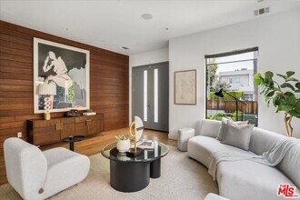 616 N Fuller Ave in Los Angeles, CA - Building Photo - Building Photo
