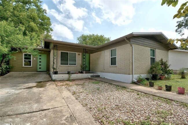 property at 108 W Croslin St