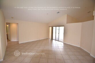 6863 Blue Bay Cir in Greenacres, FL - Building Photo - Building Photo
