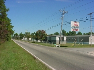 Dolan's Mobile Home Park in Gulfport, MS - Foto de edificio - Building Photo