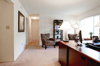 The Village on Beaver Creek Apartments in Dayton, OH - Building Photo - Building Photo