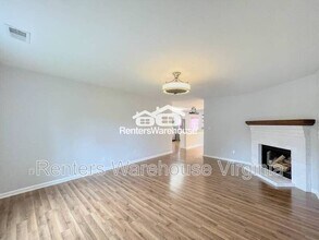 1760 Pathfinder Dr in Virginia Beach, VA - Building Photo - Building Photo