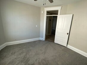 618 Douglas Ct in Davenport, IA - Building Photo - Building Photo