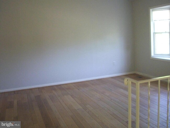 9713 Klimt Ct in Burke, VA - Building Photo - Building Photo