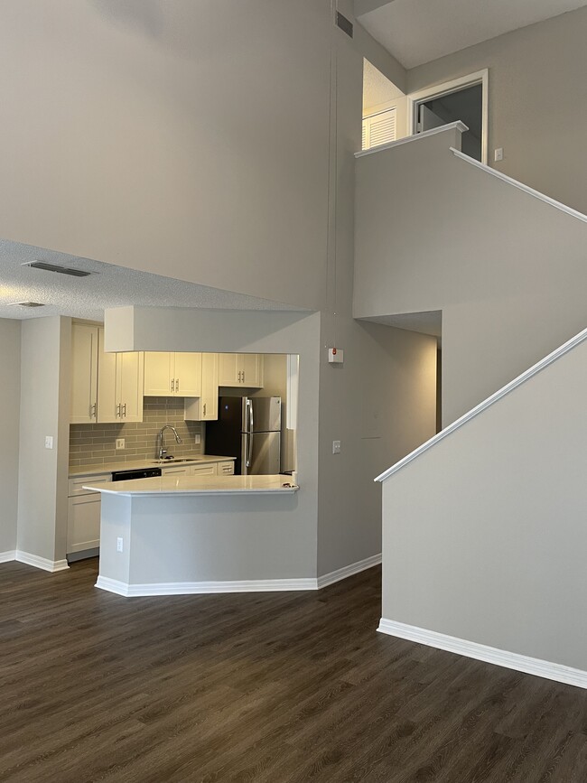 Madison Oaks Apartment Homes in Palm Harbor, FL - Foto de edificio - Building Photo