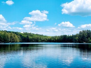 4 Lk Vw Rd in Epsom, NH - Building Photo - Building Photo