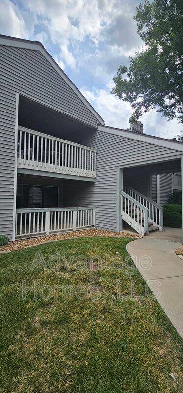 property at 8793 W 106th Terrace