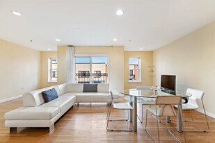 77 Jefferson St in Hoboken, NJ - Building Photo