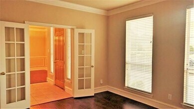 1304 Clear Springs Dr in Keller, TX - Foto de edificio - Building Photo