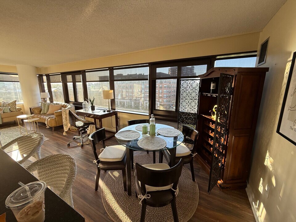 127 Greyrock Pl, Unit Condo in Stamford, CT - Building Photo