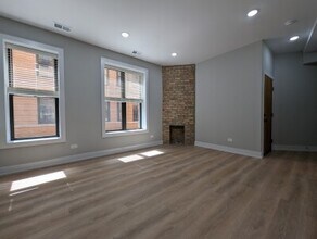 441 W Belden Ave, Unit 9 in Chicago, IL - Building Photo - Building Photo