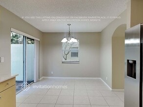 901 Imperial Lake Rd in West Palm Beach, FL - Foto de edificio - Building Photo