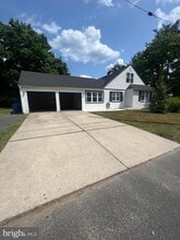 121 University Blvd in Glassboro, NJ - Building Photo - Building Photo