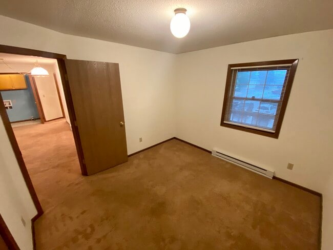 227 Liberty St, Unit 9 in La crosse, WI - Building Photo - Building Photo