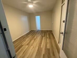 217 SW 11th Ct, Unit Studio in Fort Lauderdale, FL - Building Photo - Building Photo