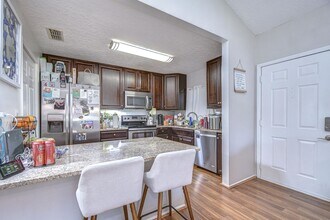 2926 Lichen Ln in Clearwater, FL - Building Photo - Building Photo