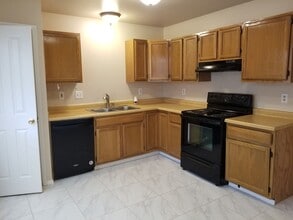 980 Charles Dr NE in Rio Rancho, NM - Building Photo - Building Photo