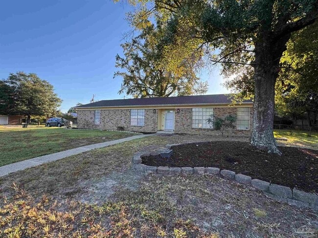 6406 Antietam Dr in Pensacola, FL - Foto de edificio - Building Photo