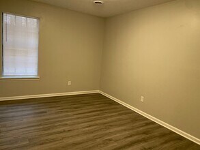 75 Rushwood Dr in Jackson, TN - Building Photo - Building Photo