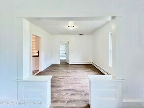 207 Midway Ave in Clarks Summit, PA - Building Photo - Building Photo