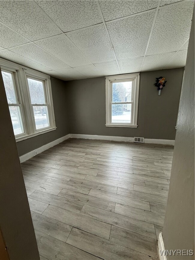 40 B St in Niagara Falls, NY - Building Photo - Building Photo