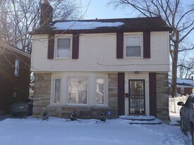 19451 Sorrento Ave in Detroit, MI - Building Photo