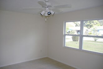 2256 Hyde Park St in Sarasota, FL - Building Photo - Building Photo