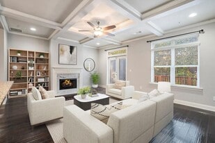 612 Luckett Ct in Smyrna, GA - Building Photo