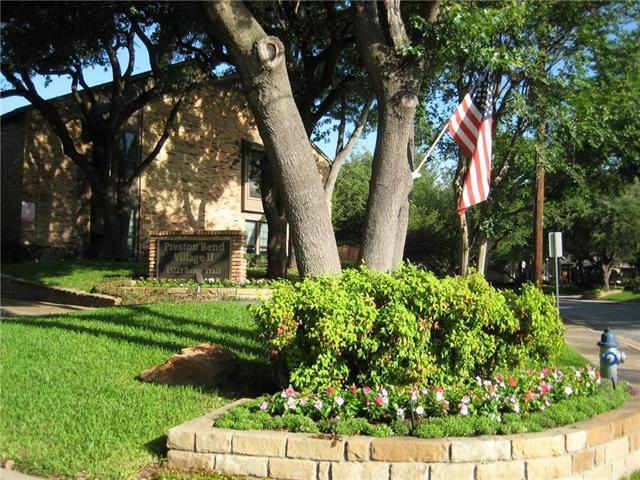 15221 Berry Trail in Dallas, TX - Building Photo - Building Photo