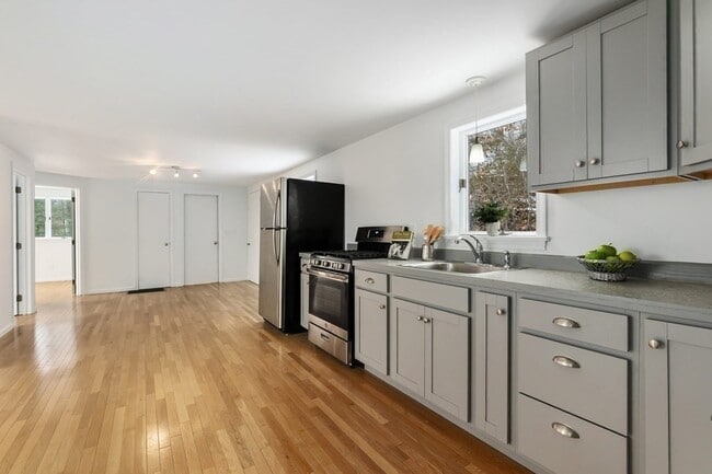 property at 47 Lake St