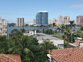 434 Chilean Ave, Unit #6D in Palm Beach, FL - Building Photo