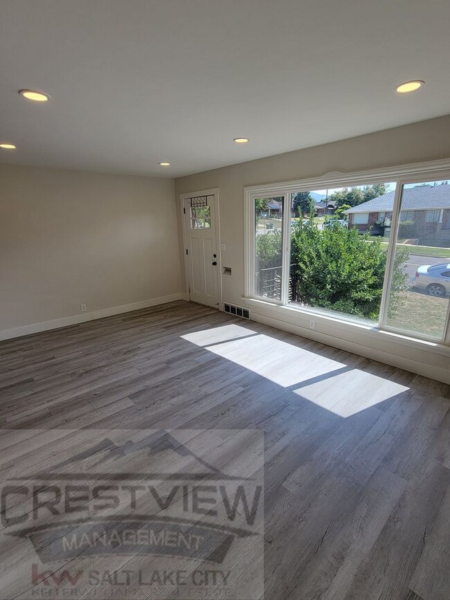 2885 Jackson Ave in Ogden, UT - Building Photo - Building Photo