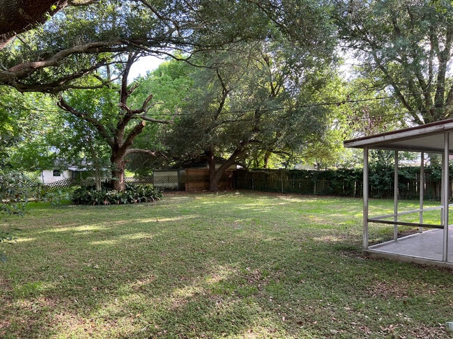 9175 Gardner St in Beaumont, TX - Building Photo - Building Photo