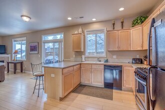 61194 SW Sleepy Ct in Bend, OR - Building Photo - Building Photo
