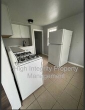 822 Adams St in Elmira, NY - Building Photo - Building Photo