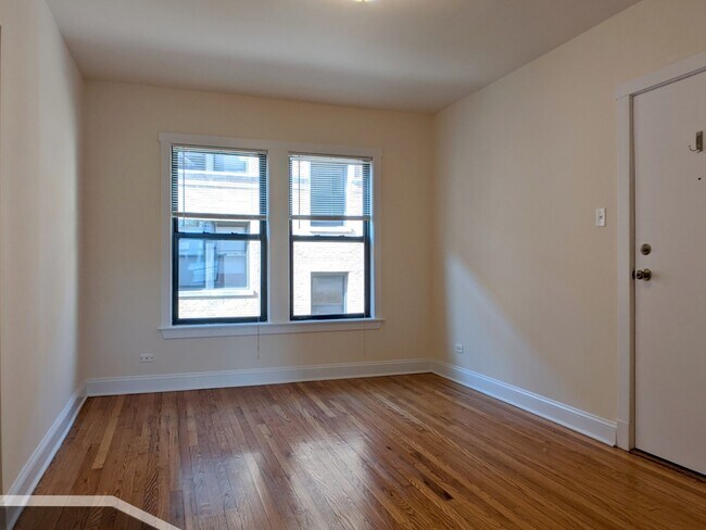 2617 N Spaulding Ave in Chicago, IL - Building Photo - Building Photo