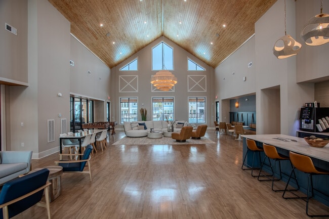 Arbors at Morehead City in Morehead City, NC - Foto de edificio - Interior Photo