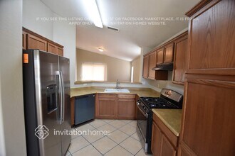 5435 W Grenadine Rd in Phoenix, AZ - Building Photo - Building Photo
