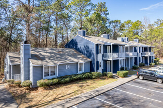 Skylar Pointe in Warner Robins, GA - Building Photo - Building Photo