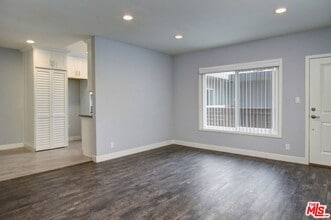 1451 E Wilson Ave in Glendale, CA - Building Photo - Building Photo